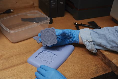 3 Ways to Make a Silicone Mold